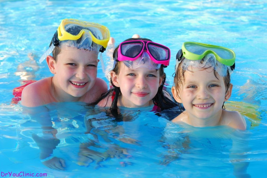 فواید ورزش شنا برای کودکان